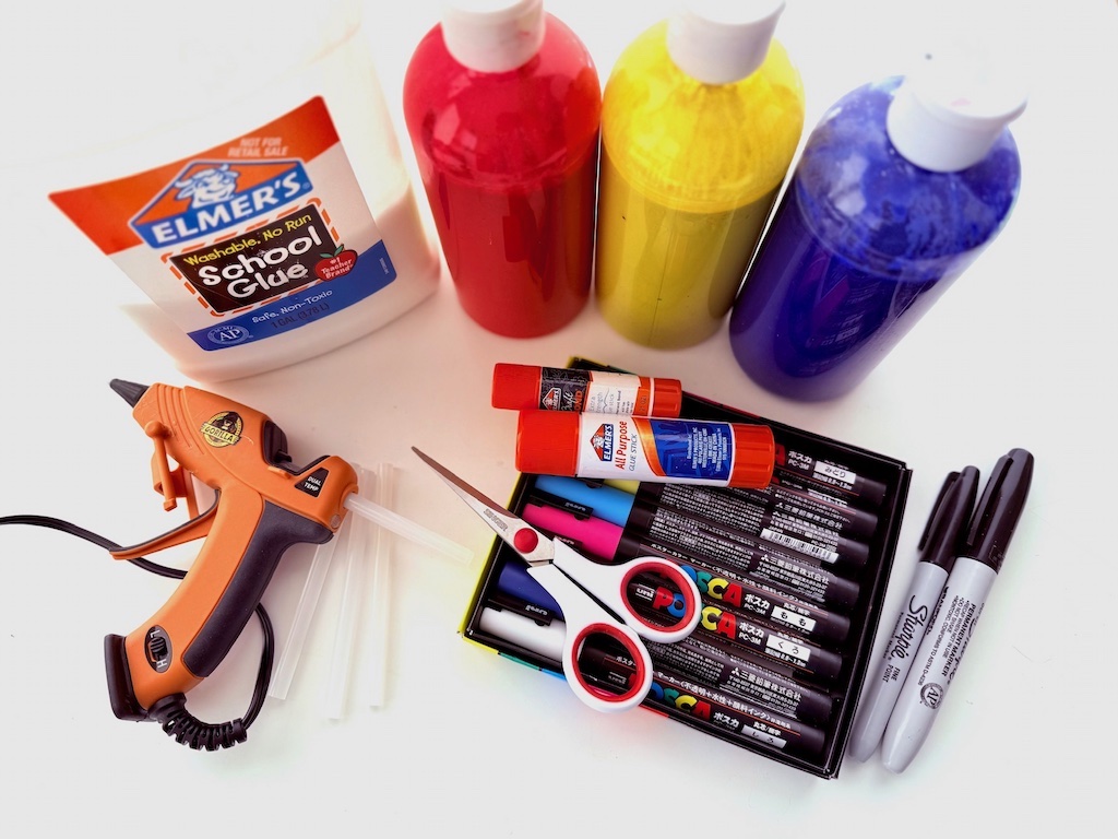 Even inexpensive crafts for kids require some initial outlay for the purchase of supplies, such as white school glue, tempera paints, glue sticks, sharp scissors, indelible pens, markers, and a glue gun.